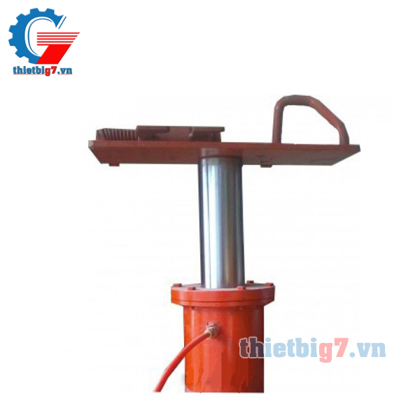 Ben nâng rửa xe máy