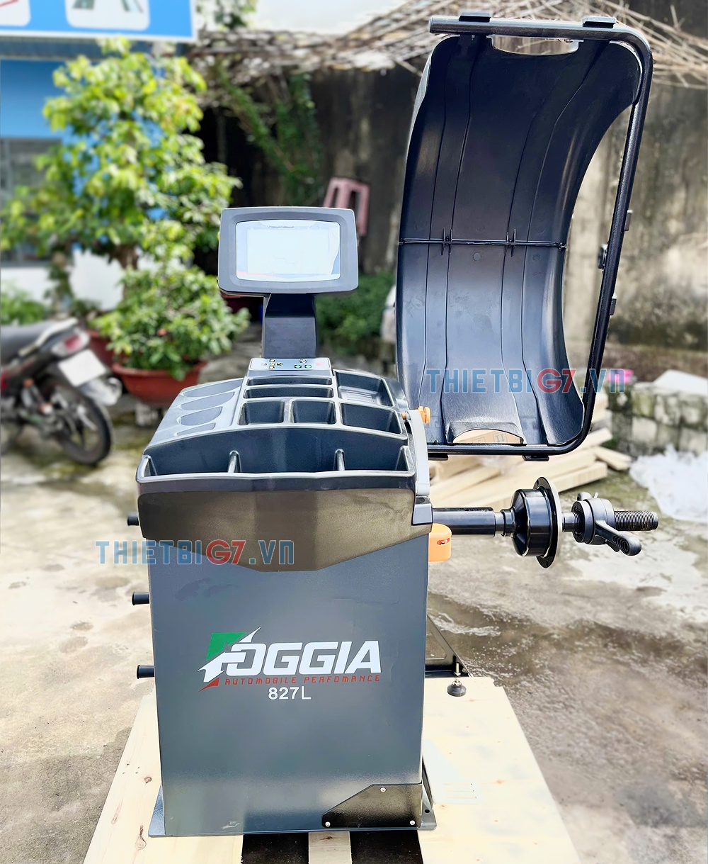 may-can-bang-banh-xe-foggia-827l_2
