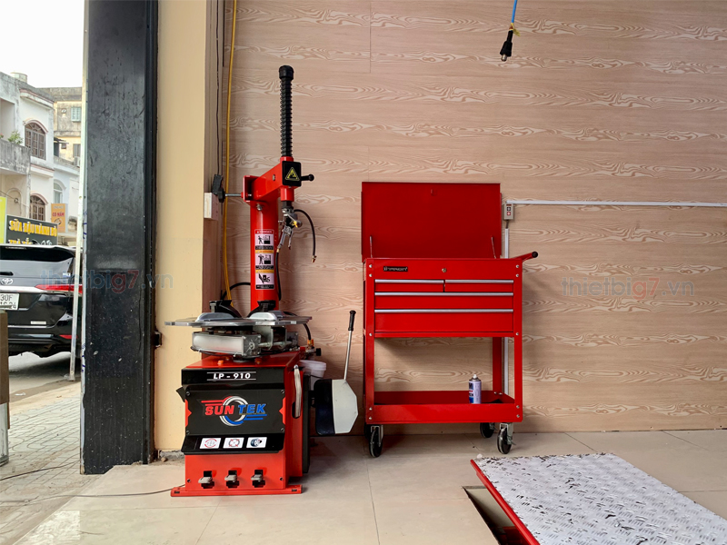 Tủ đồ nghề – Lựa chọn cần thiết cho mỗi tiệm sửa xe