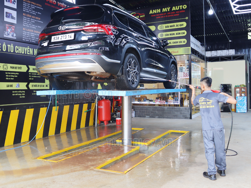 Máy nâng hạ ô tô – giải pháp bảo dưỡng xe ô tô
