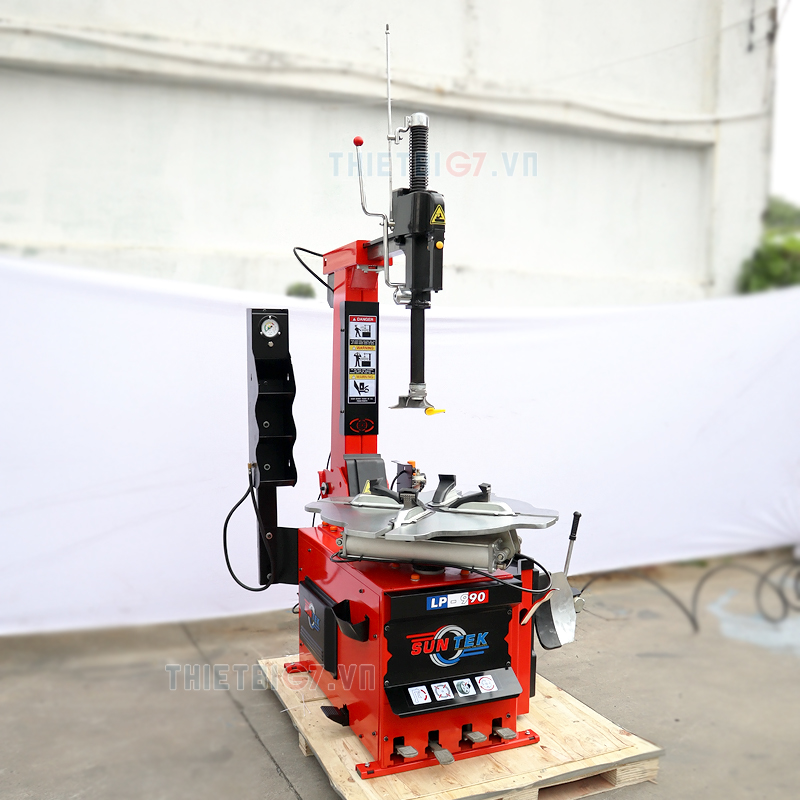 Hình ảnh thực tế máy tháo vỏ xe SunTek LP-990