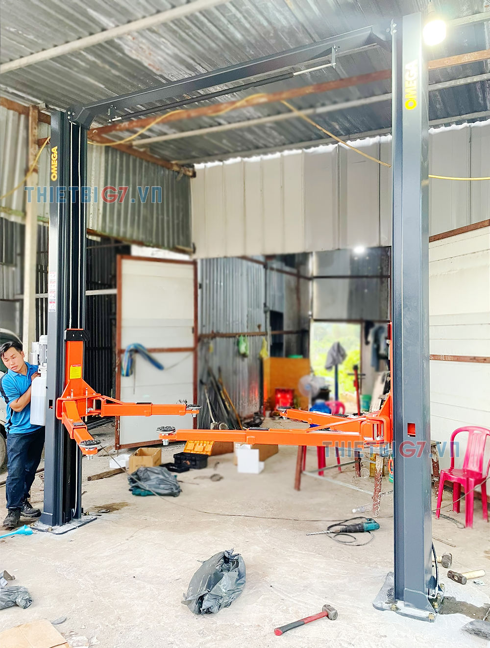Địa chỉ bán cầu nâng ô tô 2 trụ cổng trên tại TP HCM