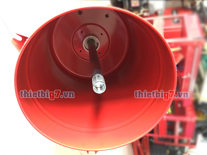 ben-trong-thung-may-bom-mo-jolong-A65-G