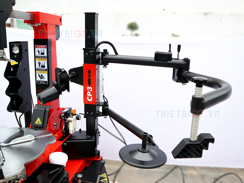 Cần phụ CP3 hổ trợ nâng lốp tỳ đè khi ra vào lốp xe