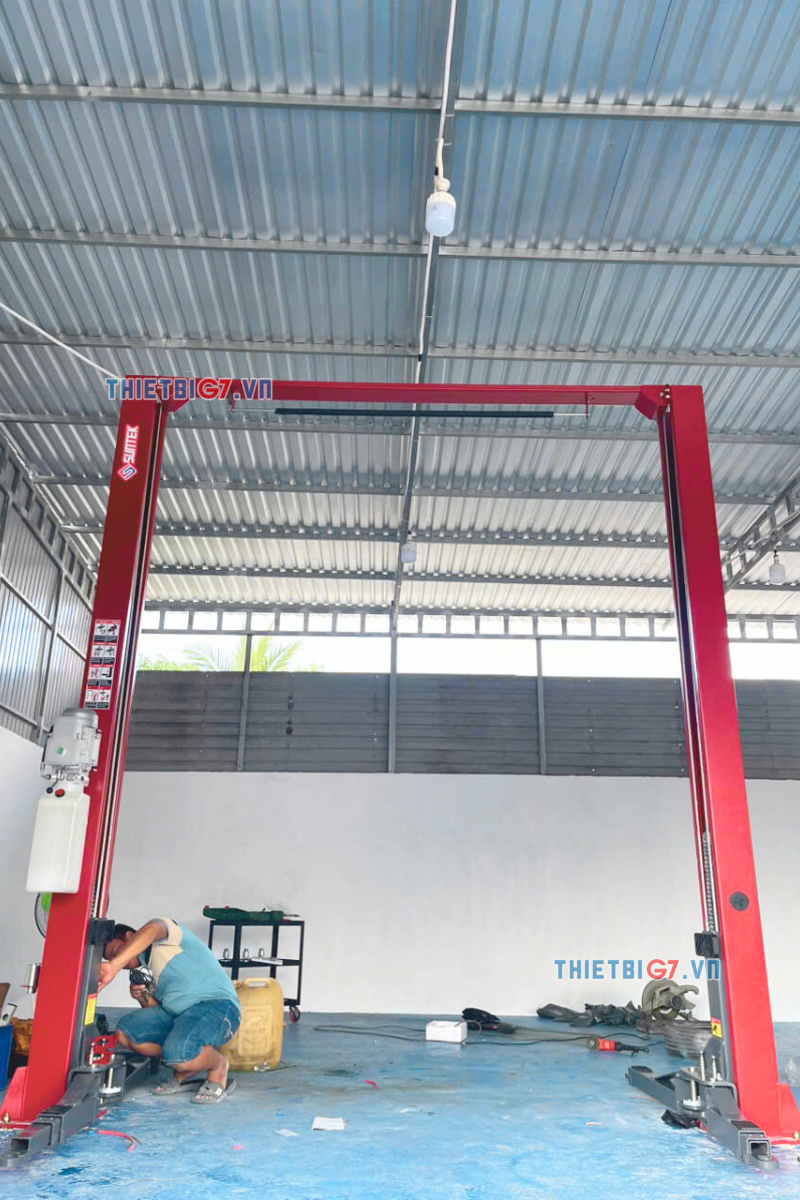 Thiết bị nâng hạ ô tô là gì? Phân loại và cách sử dụng đúng cách