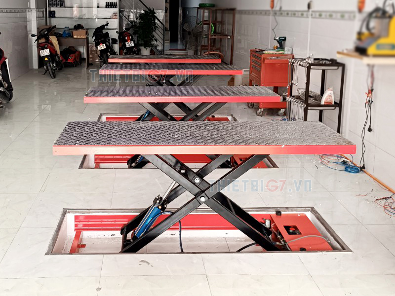 Bàn Nâng Xe Máy Lộc Phát Tiêu Chuẩn Hãng ( Lắp Âm Nền )