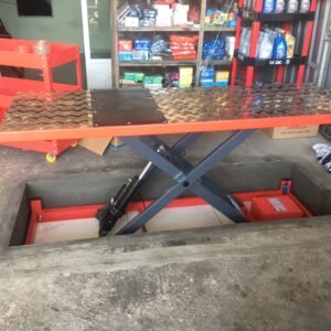 Lắp Đặt Bàn Nâng Xe Máy Tiêu Chuẩn Hãng Lộc Phát Âm Nền
