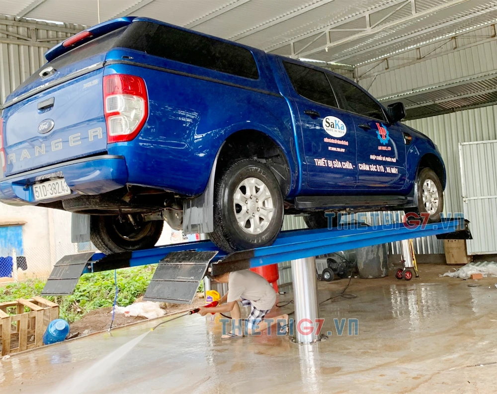 Hình Ảnh Thực Tế Cầu Nâng 1 Trụ Rửa Xe Lắp Nổi Chữ H Ấn Độ AIRLUB
