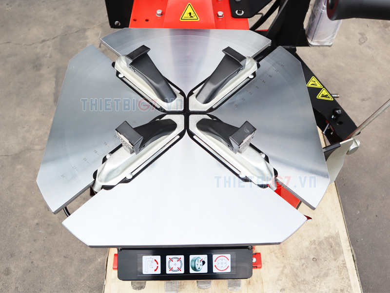 Máy Tháo Vỏ Xe Du Lịch Cần Xoay Ngang SunTek LP-990A Kết Hợp Cần Trợ Lực CP4