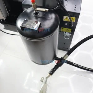 Bình kích phụ kèm theo máy