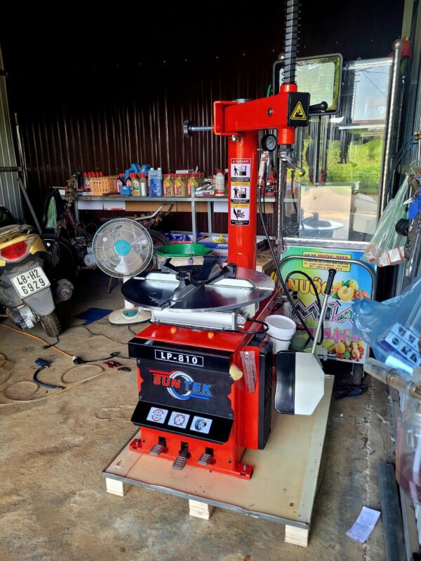 Máy Tháo Vỏ Xe Tay Ga Và Du Lịch SunTek LP-810 - Ảnh 2