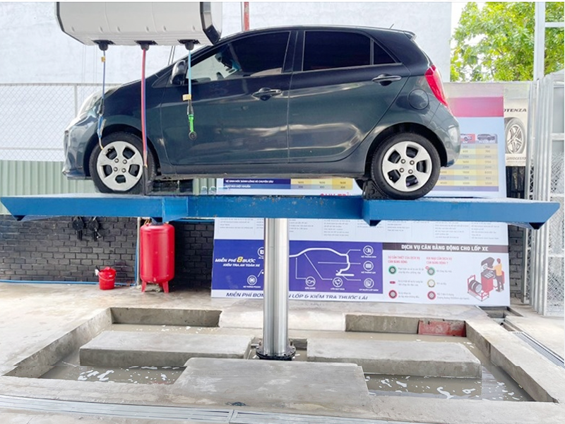 Cầu nâng rửa xe ô tô