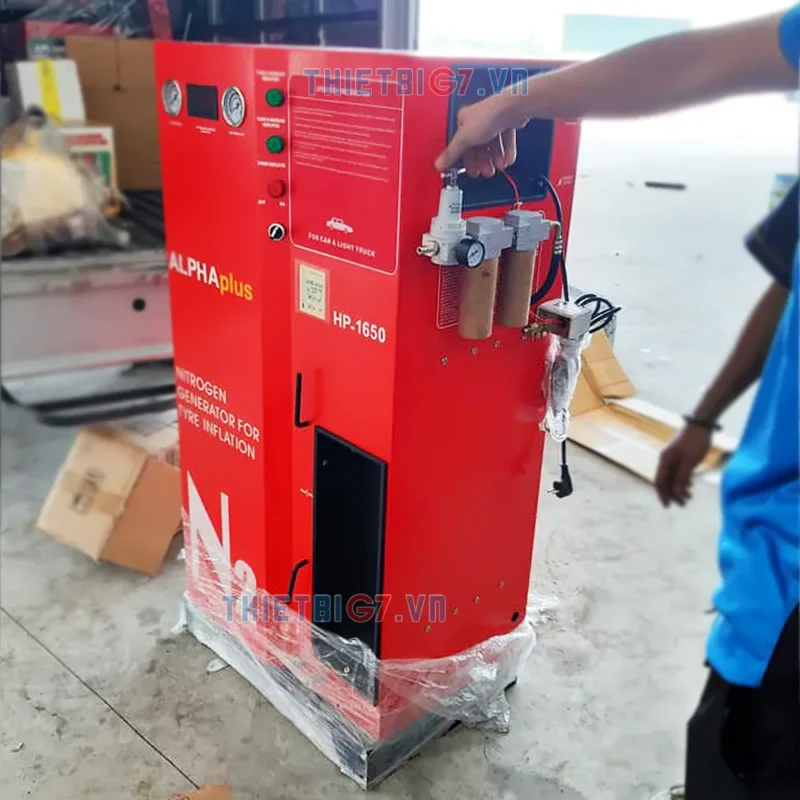 Model HP-1650 sử dụng để bơm lốp xe máy, xe con, xe tải nhẹ.