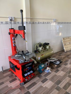 Bàn giao máy tháo vỏ xe SUNTEK tại Tiền Giang