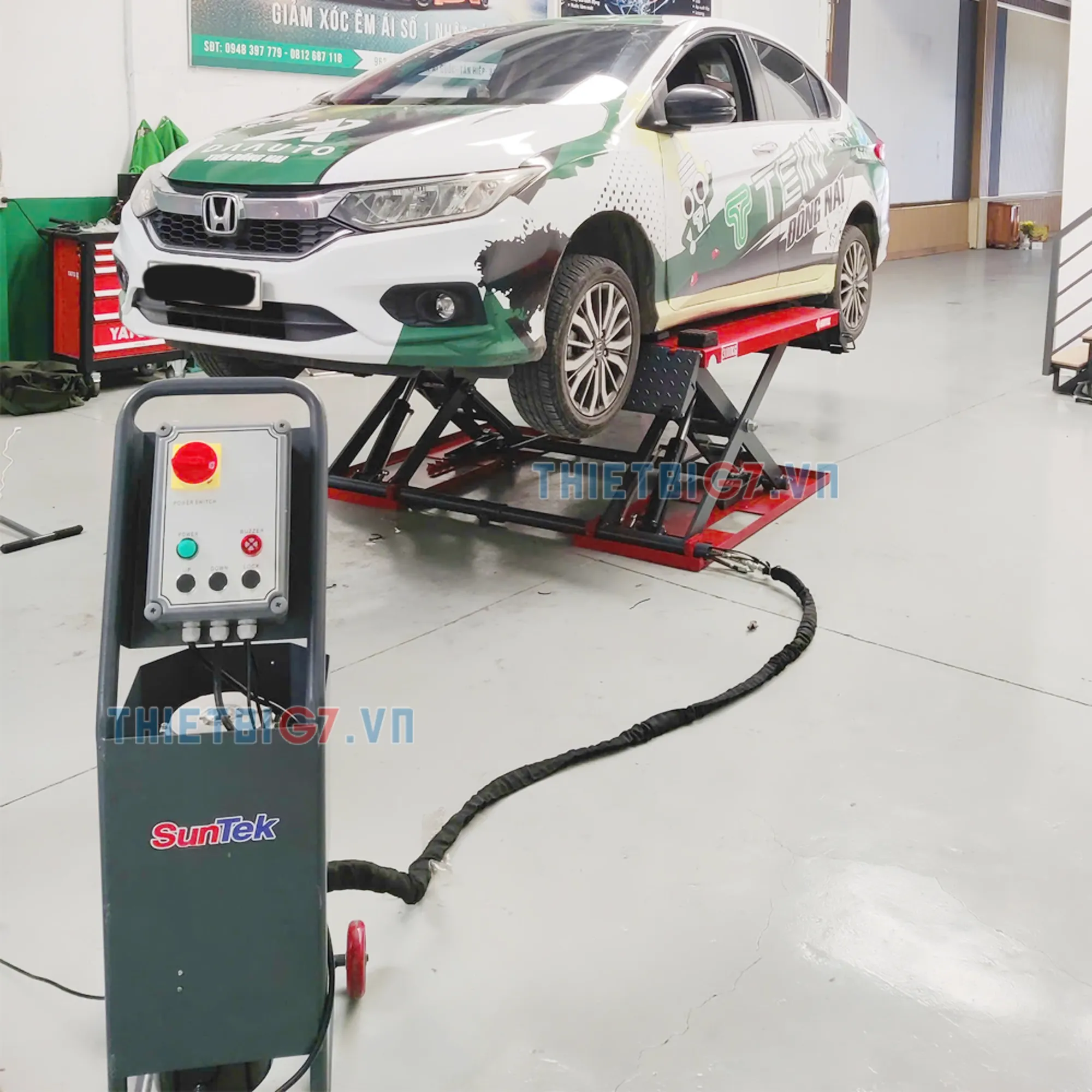 Cầu Nâng Ô Tô Di Động SUNTEK 3000DX - hoạt động