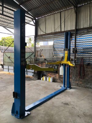 Bàn giao cầu Nâng Ô Tô 2 Trụ ALPHA tại Vĩnh Long