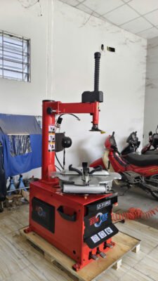Bàn giao máy tháo vỏ xe SUNTEK tại quận 12