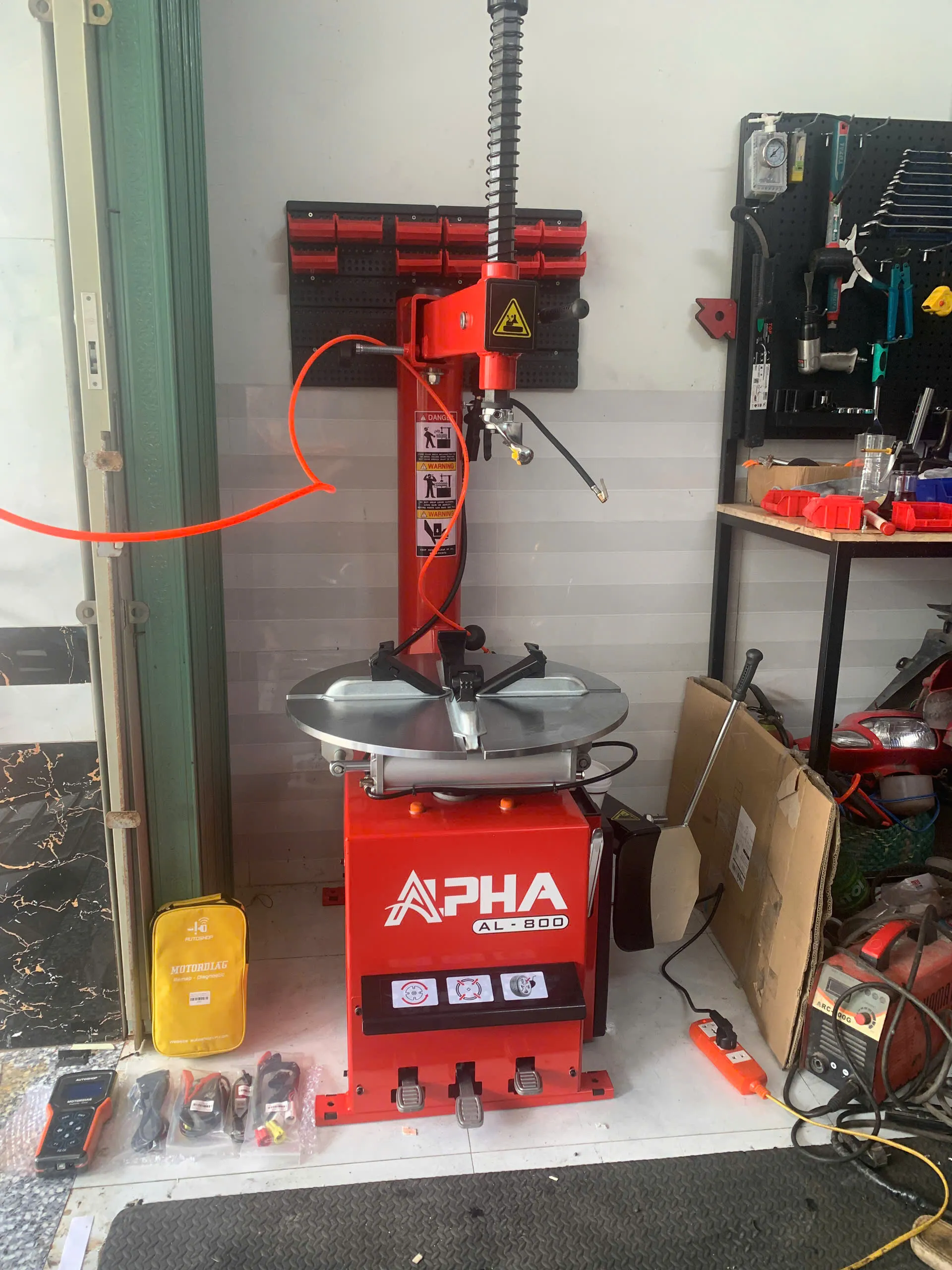 Bàn giao máy ra vỏ tại Cần Thơ