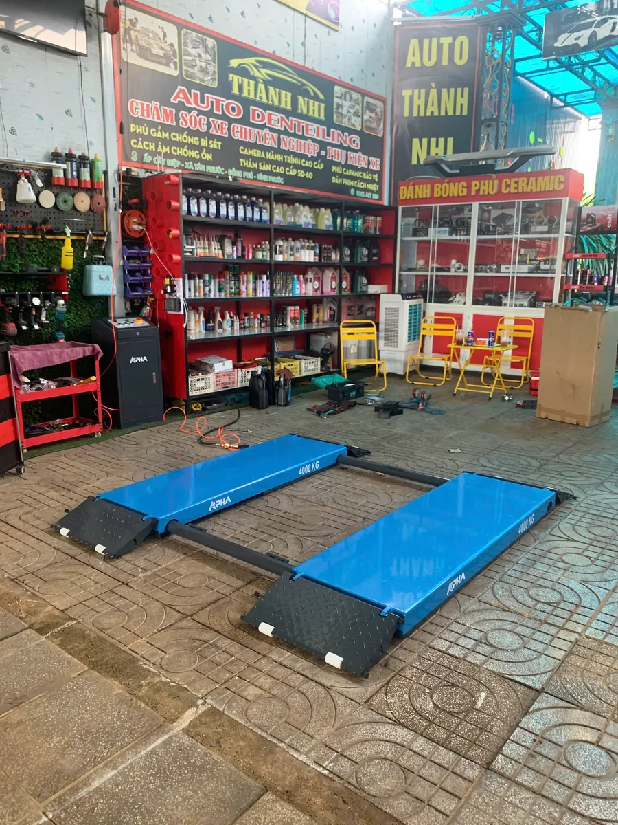 Lễ bàn giao cầu nâng di động ALPHA AL-4XD tại Thành Nhi Auto