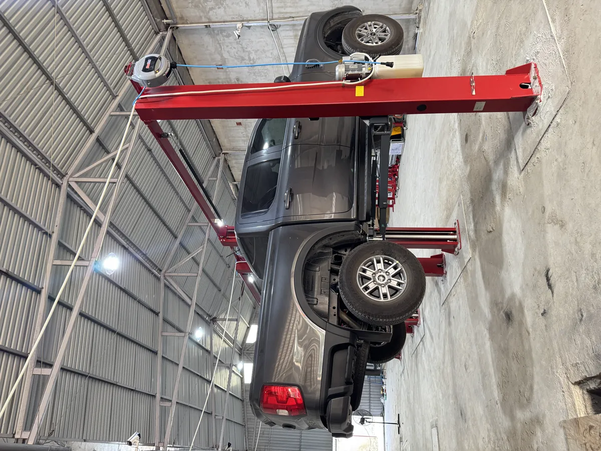 đồng hành lắp đặt vận hành garage chính hãng tại garage