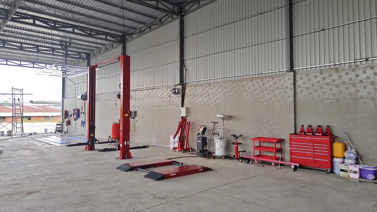 đồng hành lắp đặt vận hành garage chính hãng tại garage