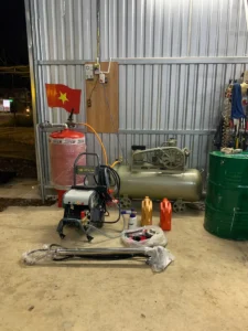 Bộ máy rửa xe và máy nén khí Lộc Phát chính hãng, sẵn sàng lắp đặt tại Gara Duy An Auto Lâm Đồng.