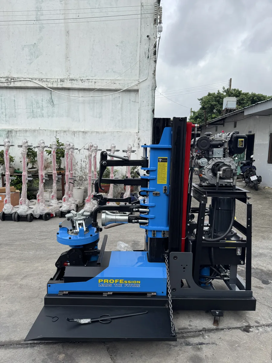 Máy tháo lốp xe tải Alpha AL-1300-SDL2 đa năng lắp trên xe lưu động