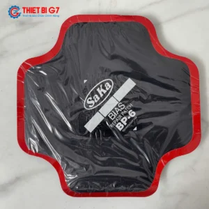 Cận cảnh miếng vá lốp bố chéo SAKA-TECH BP-6 thập tự bo góc chịu lực cực đại
